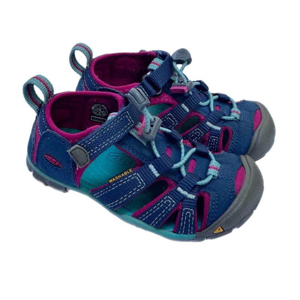 Keen Seacamp II CNX Kids Sandals Blue Pink Water Shoes Size 9 closed toe Velcro